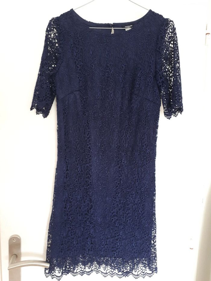 Robe dentelle