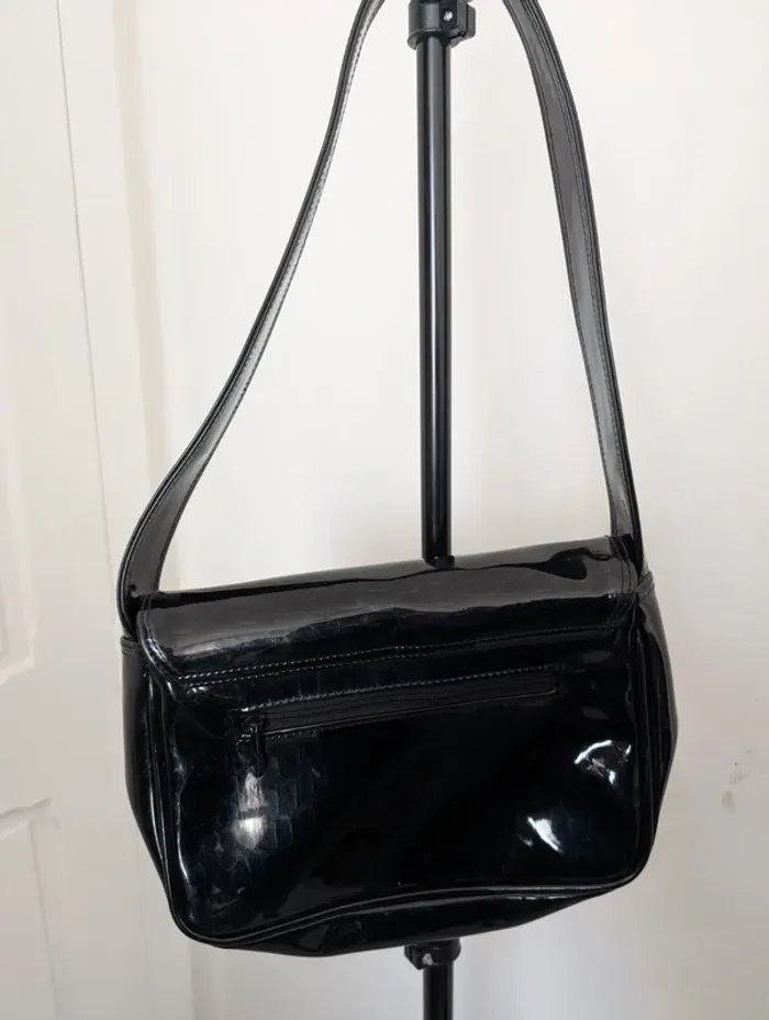 Sac à main porté épaule vinyle - photo numéro 4