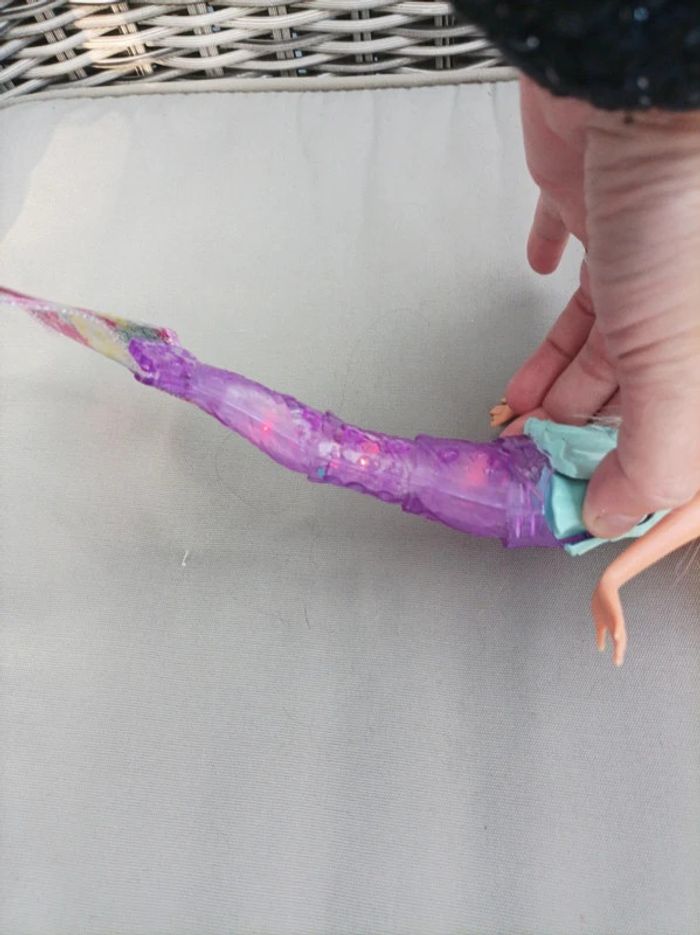 Magnifique poupée Barbie Dreamtopia - photo numéro 8