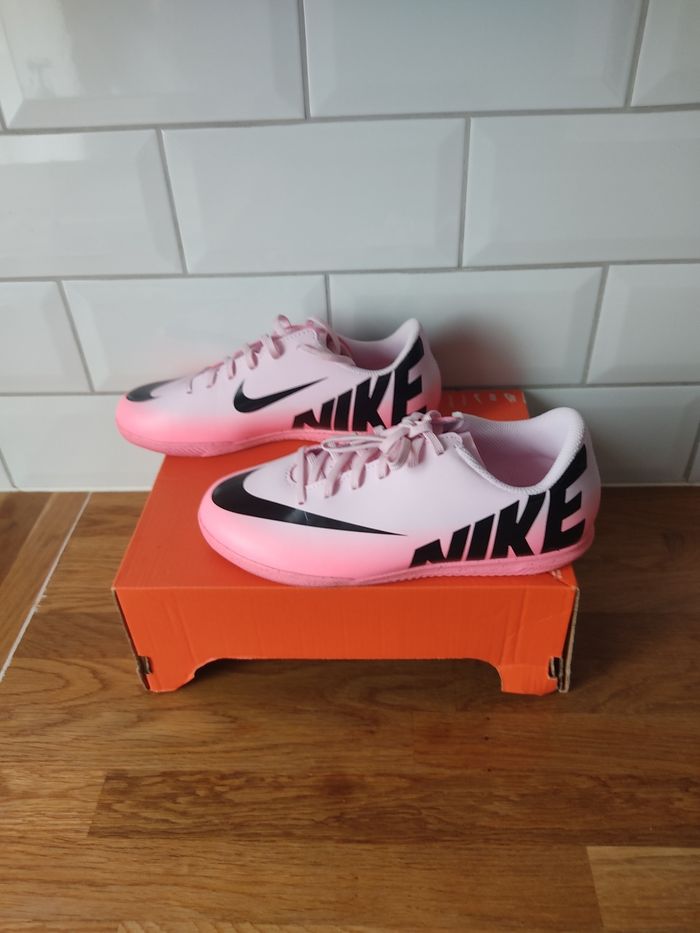 Stabile Nike T 36.5