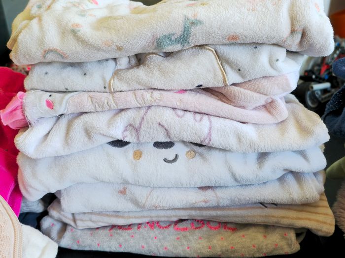 Lot vêtements fille 6 mois - photo numéro 4