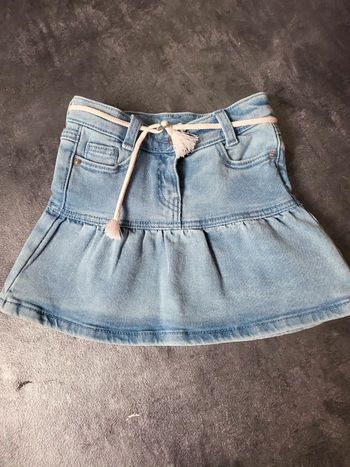 Jupe en jean fille 3 ans tape à l'œil peu portée