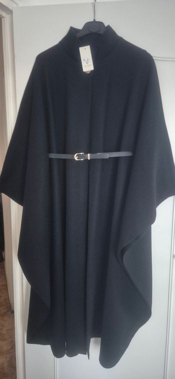 Cape avec ceinture