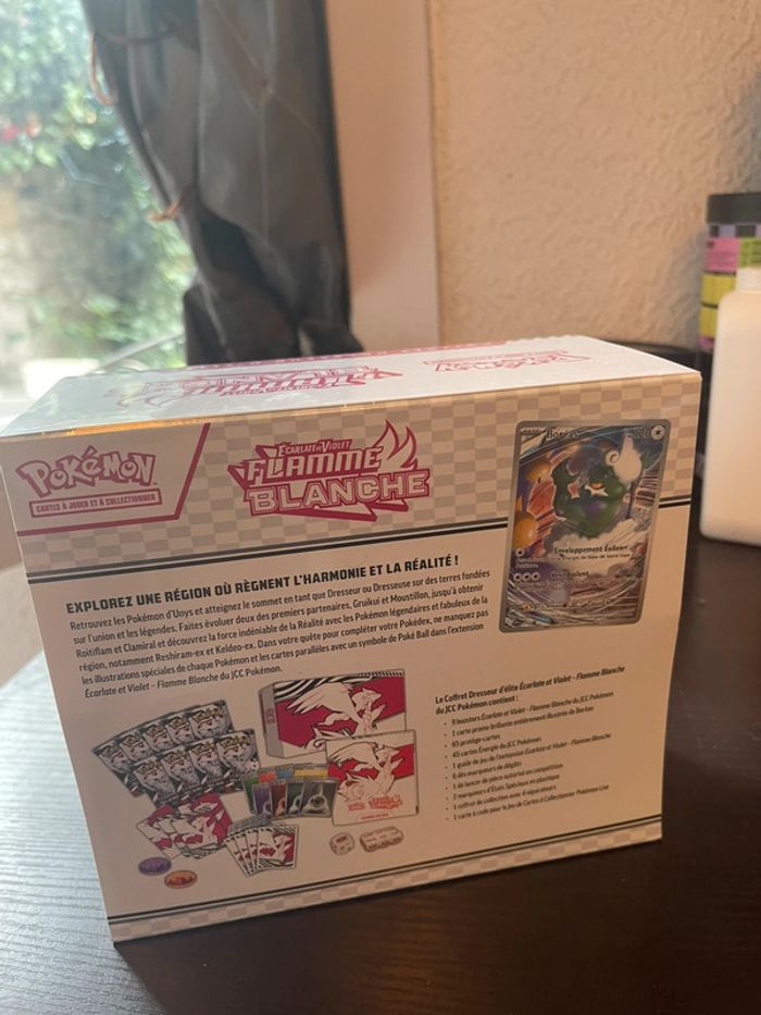 🔥 ETB Pokémon Écarlate & Violet – Flamme Blanche |Reshiram| (Série 10.5 EV) 🔥 - photo numéro 2