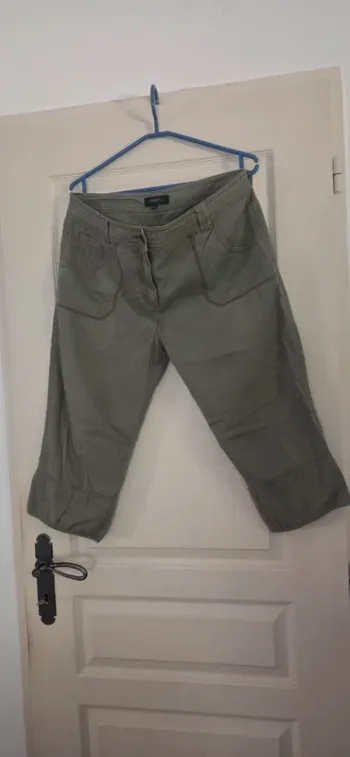 Pantacourt, bermuda MDN kaki taille 44