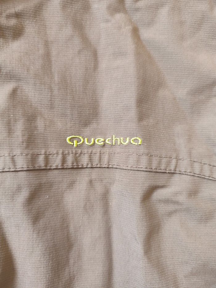 Veste imperméable à capuche Quechua Décathlon en 6A - photo numéro 2