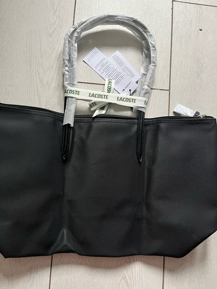 Sac à main Lacoste - photo numéro 4