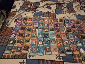 💜Lots de 120 cartes yu gi oh