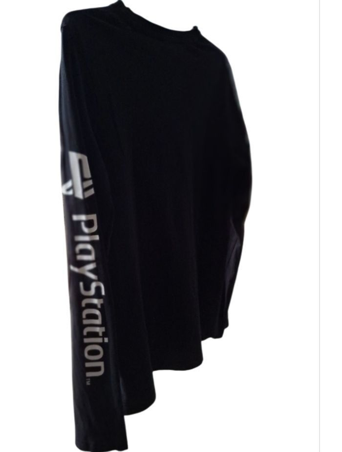 Tee-shirt noir manches longues imprimé PlayStation - photo numéro 3
