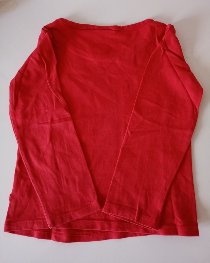 Tee-shirt,3/4 ans,manches longues,,coton ,rouge et motif Minnie avec paillettes , ,Disney Minnie Mouse, très bon état - photo numéro 3