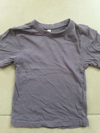 T-shirt violet fille 3 ans TBE