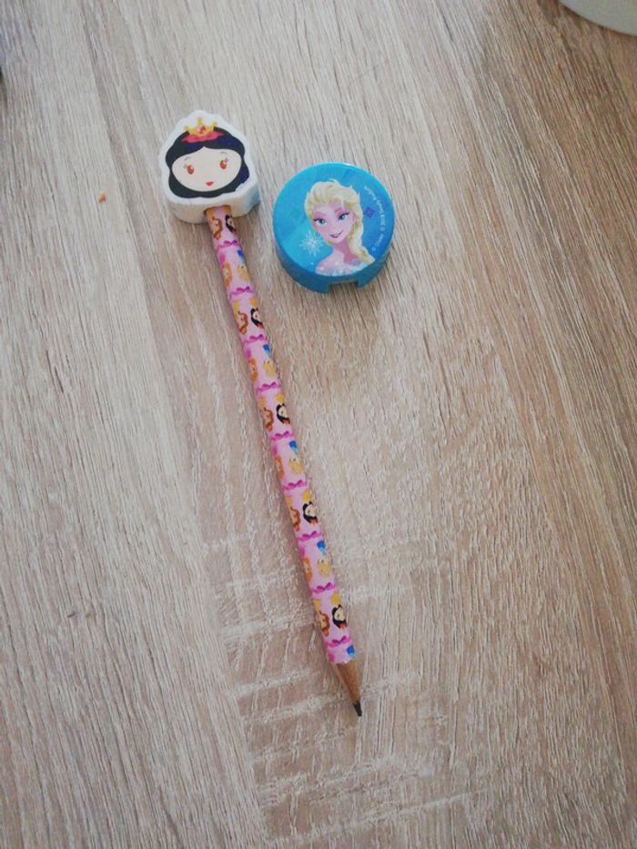 Crayon et taille crayon reine des neiges