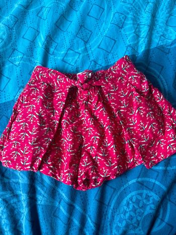 Short fille