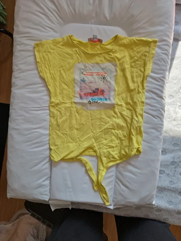 Tee shirt Lisa rose taille 6 ans