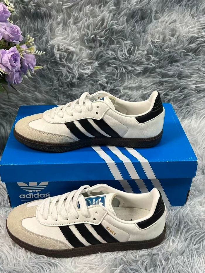 Originais Adidas Samba OG Blanc Taille 36 - photo numéro 2