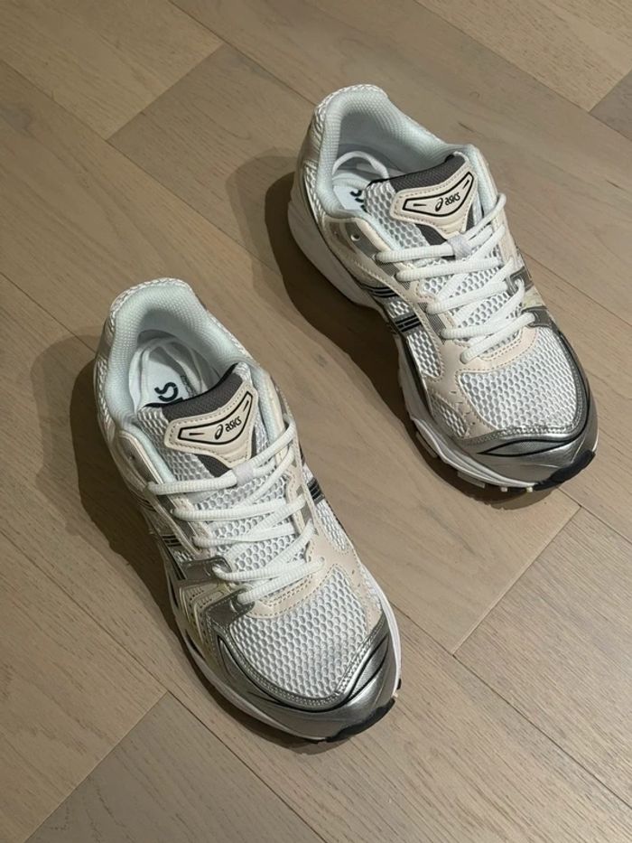 Asics Gel NYC Kayano 14 Taille 41.5 - photo numéro 3