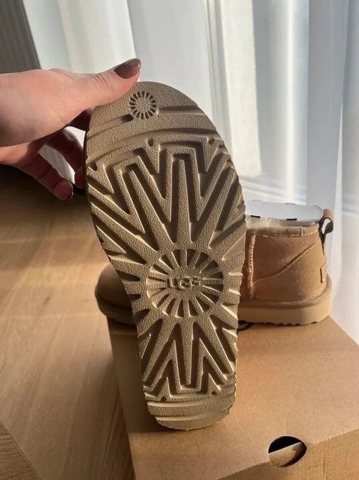 Ugg Ultra mini Snow boots - photo numéro 3