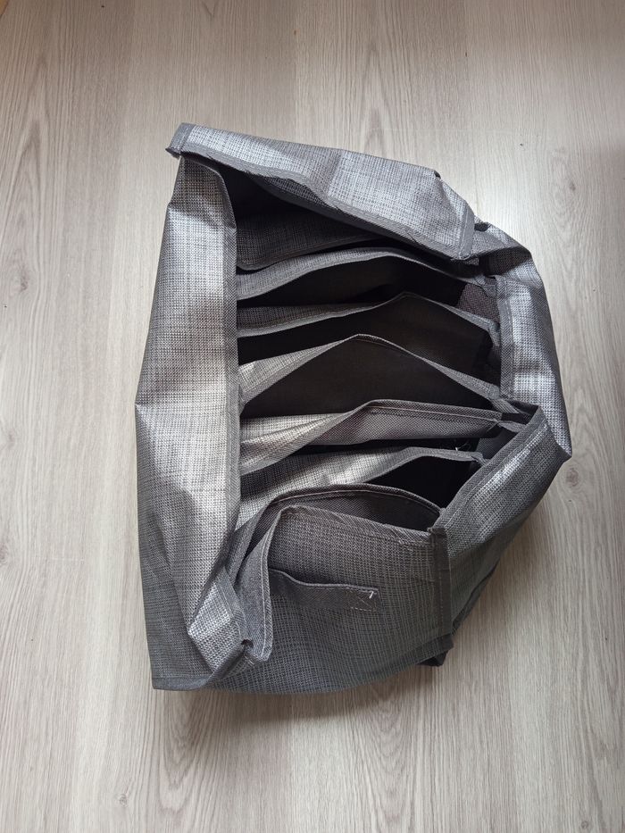 Panier de rangement gris avec séparation - photo numéro 7