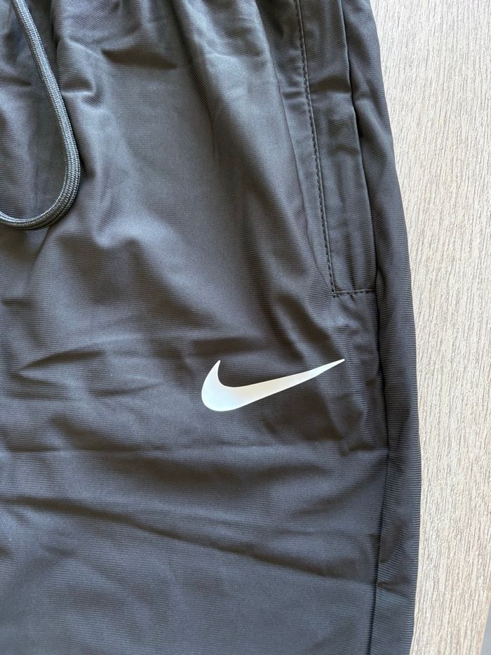 Jogging running Nike - photo numéro 3