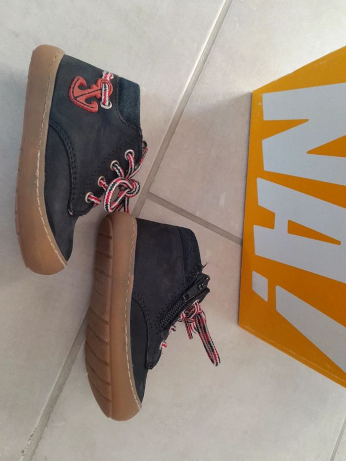 chaussures Na cuir marine 20 très bon état - photo numéro 5