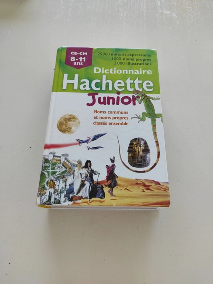 Dictionnaire Hachette Junior