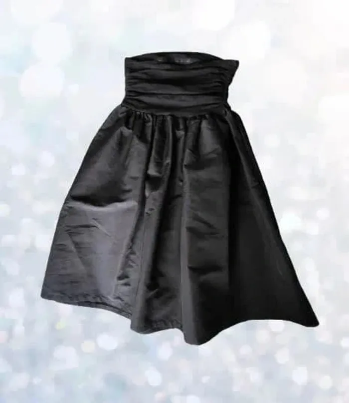 ๐ฆ Robe corolle bustier noire NAFNAF taille 36 S - photo numรฉro 4