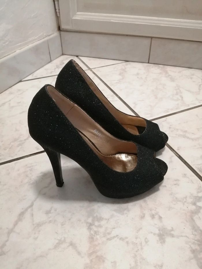 Chaussures à talons - photo numéro 2