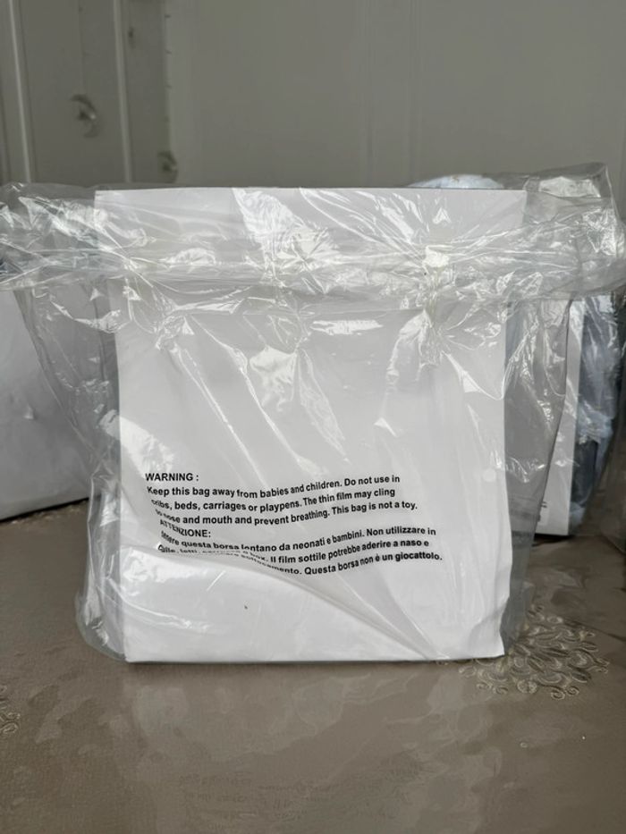 Sac à main Versace - photo numéro 2