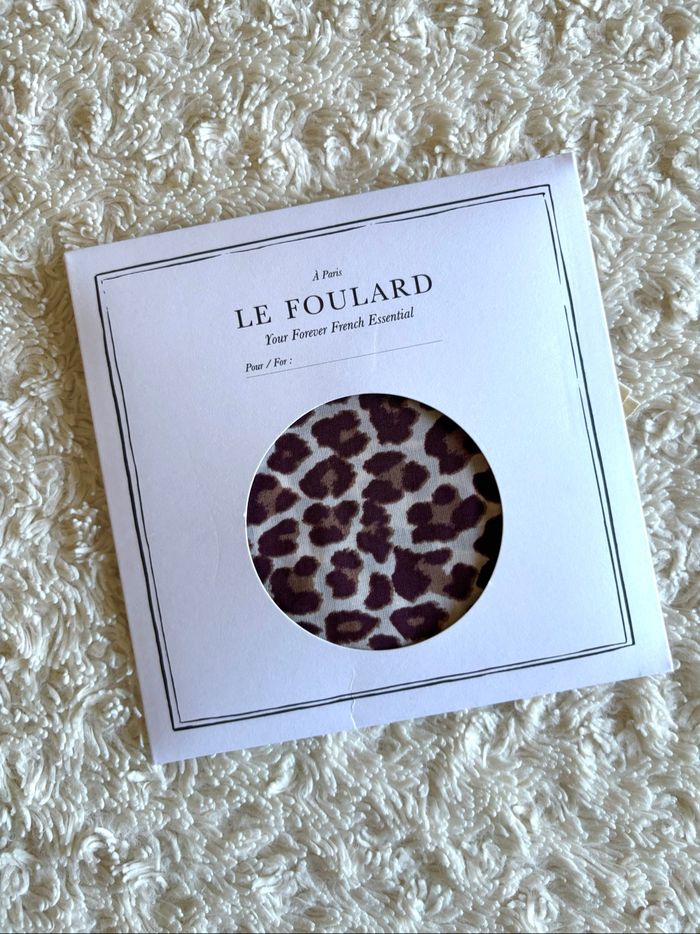 Foulard léopard Sézane