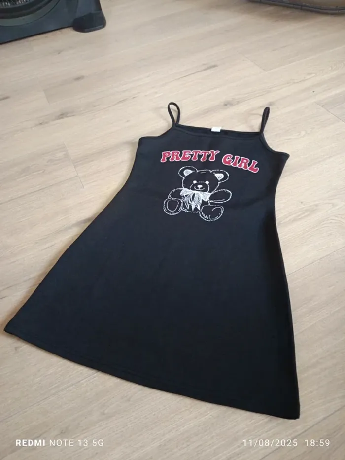 Magnifique robe shein noir taille 10 ans - photo numéro 2