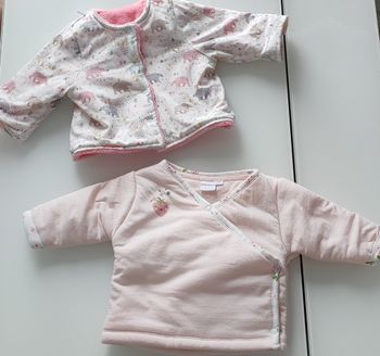 Lot de deux brassières / vestes bébé
