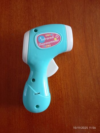 Thermomètre frontal pour enfant