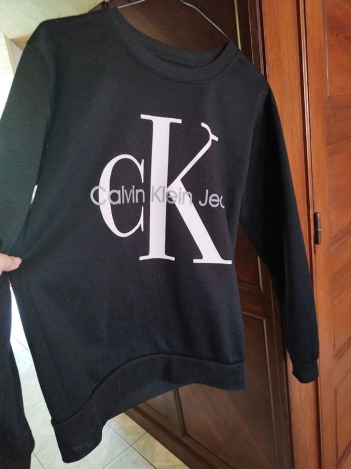 Pull sweat Calvin Klein noir vintage M/38 y2k - photo numéro 12