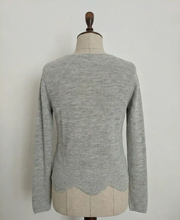 Pull gris perlé à bord festonné – Camaïeu – Taille S - photo numéro 2