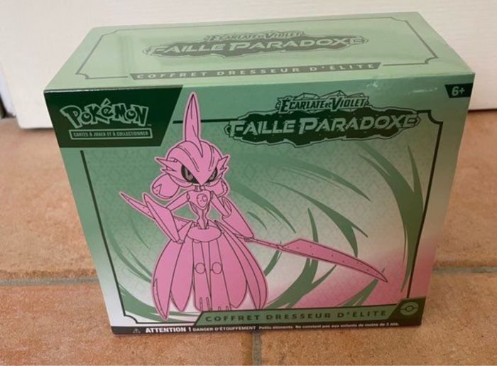 ETB Pokémon Faille Paradoxe Ev04