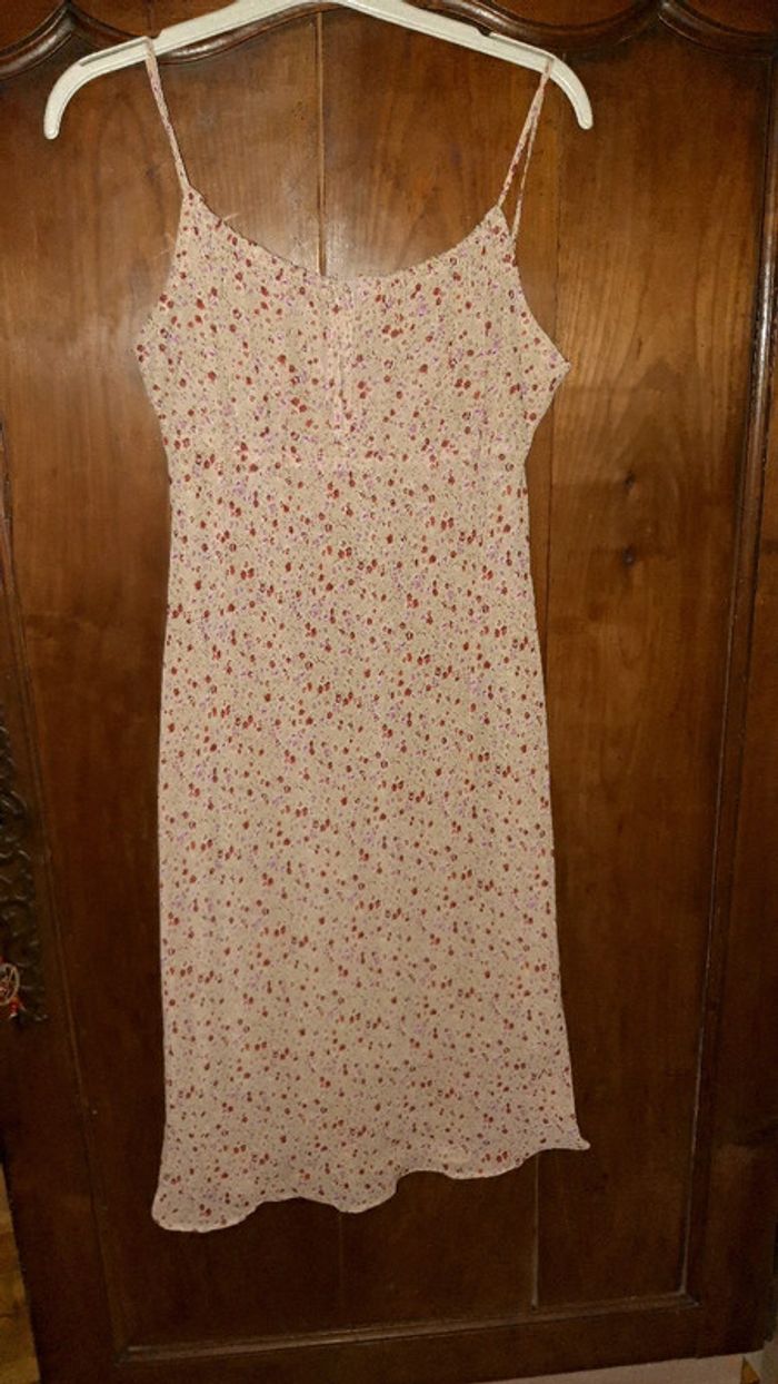 Robe bretelle - photo numéro 2