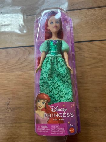 Poupée Disney princesse Ariel la petite sirène Neuf