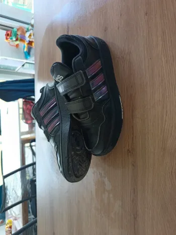 Baskets adidas