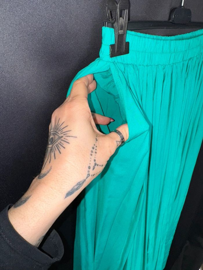 Belle jupe longue verte doublé taille 38 - photo numéro 2