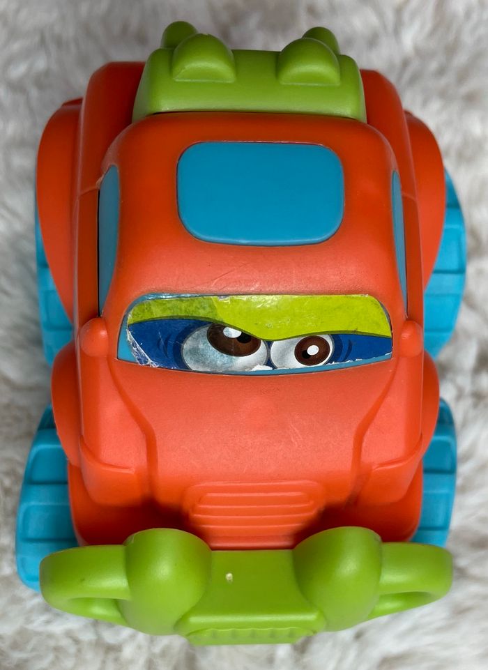 Voiture monster truck