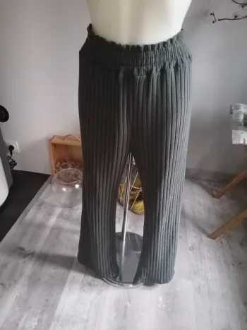 Pantalon jambes larges shein 40