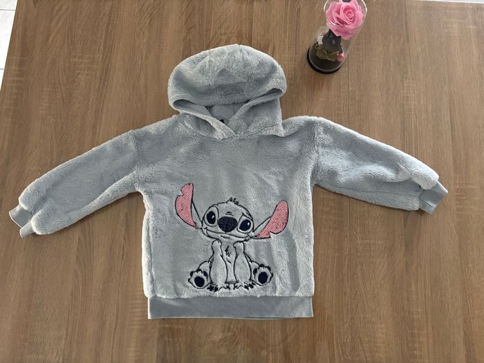 Pull stitch