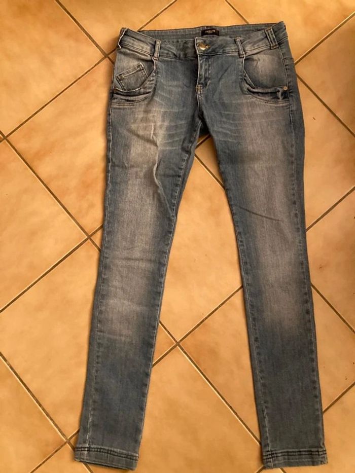 Jean femme taille 38