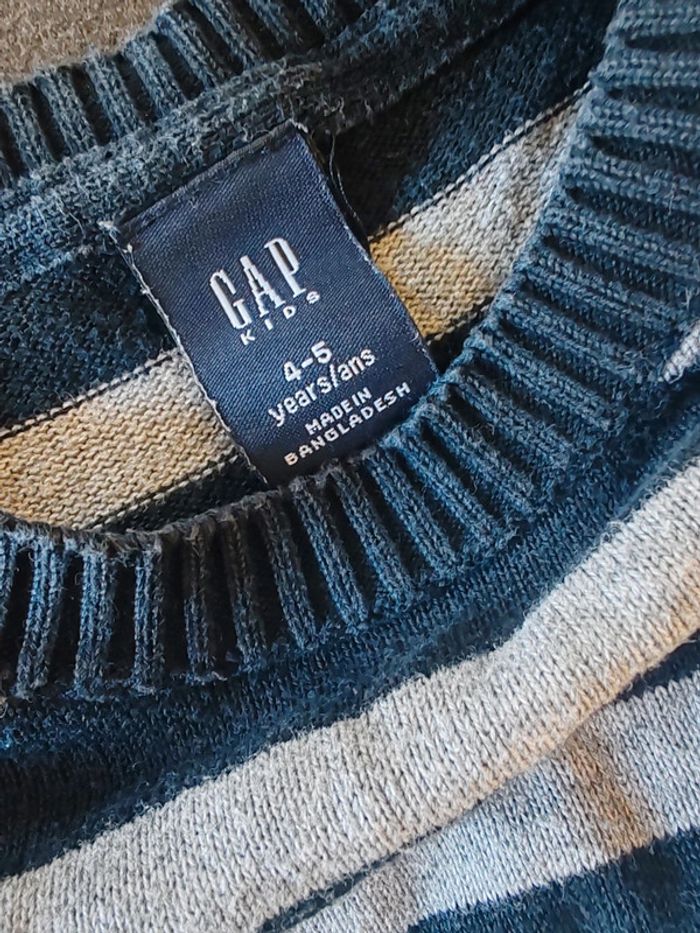 Pull gap 4/5 ans - photo numéro 3