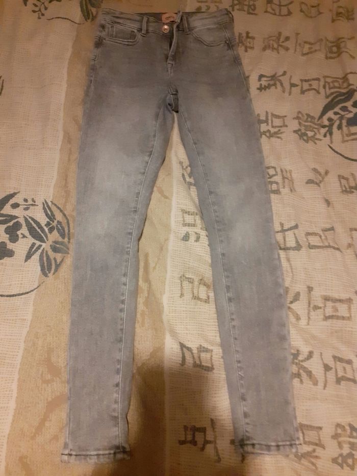 Jean gris