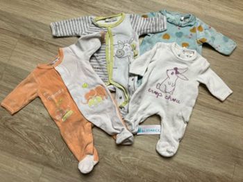 Lot pyjamas naissance