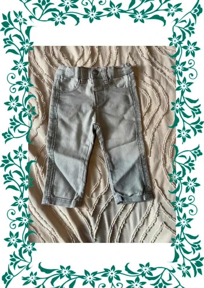 Pantalon Jeans gris 6 mois