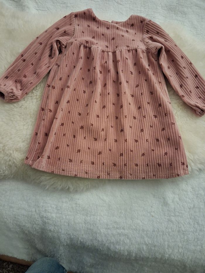 Robe rose kiabi 18 mois - photo numéro 4