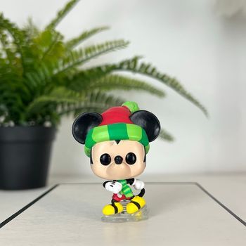 Figurine Funko Pocket Pop Mickey Noël (Calendrier de l’Avent Disney 2022)