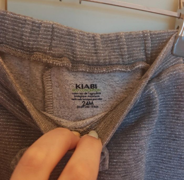 Ensemble trois pièces 2 ans - photo numéro 9